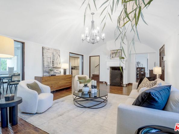 4072 W 7th Street, Los Angeles CA 90005