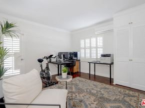 4072 W 7th Street, Los Angeles CA 90005