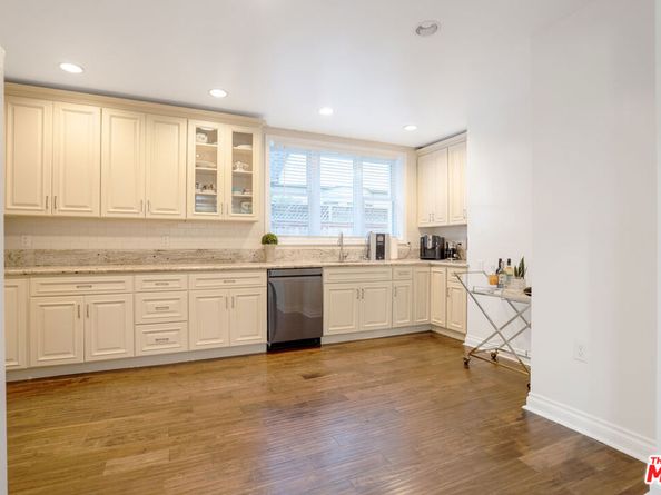 4072 W 7th Street, Los Angeles CA 90005
