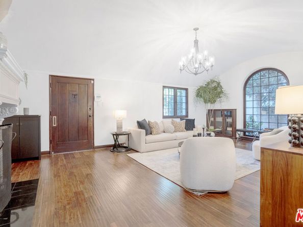 4072 W 7th Street, Los Angeles CA 90005