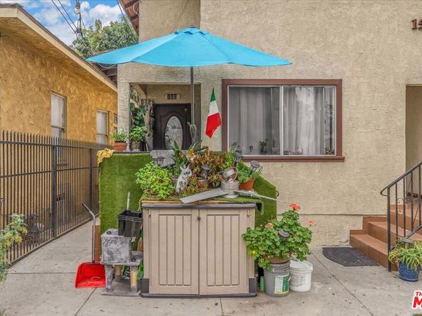 158 W Martin Luther King Jr Boulevard, Los Angeles CA 90037