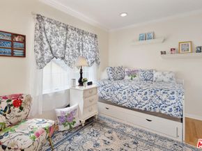 12052 Laurel Terrace Drive, Studio City CA 91604