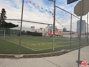 1137 S Union Avenue, Los Angeles CA 90015