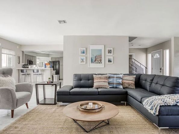 8100 W 83rd Street, Playa Del Rey CA 90293