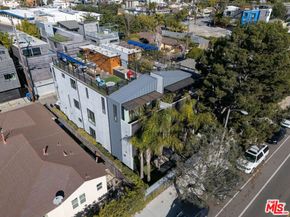 303 Venice Way, Venice CA 90291