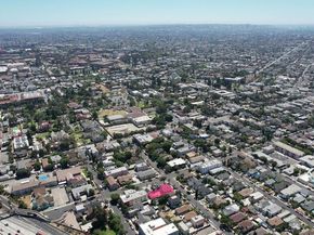 1978 Bonsallo Avenue, Los Angeles CA 90007