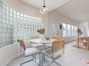 215 Entrada Drive, Santa Monica CA 90402