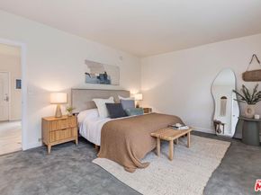 215 Entrada Drive, Santa Monica CA 90402