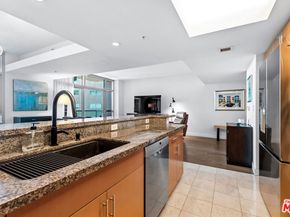 13700 Marina Pointe Drive 1028, Marina Del Rey CA 90292