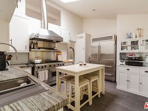 2433 Wilson Avenue, Venice CA 90291