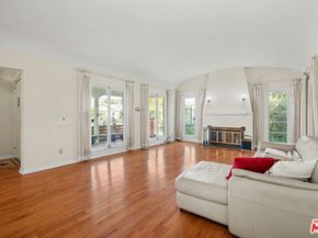 930 S Ridgeley Drive, Los Angeles CA 90036