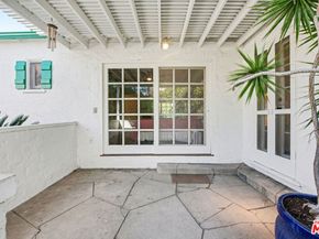 930 S Ridgeley Drive, Los Angeles CA 90036