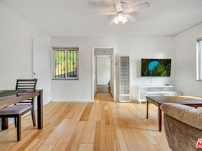 1226 Chelsea Avenue, Santa Monica CA 90404