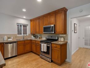 1226 Chelsea Avenue, Santa Monica CA 90404