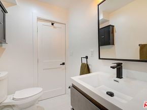 885 Kincaid Avenue, Inglewood CA 90302