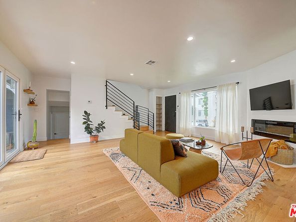 885 Kincaid Avenue, Inglewood CA 90302