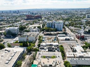 1145 Larrabee Street 19, West Hollywood CA 90069