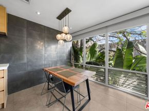 1145 Larrabee Street 19, West Hollywood CA 90069