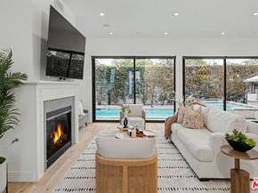 1000 Indiana Court, Venice CA 90291