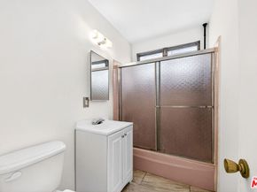 304 E 95th Street, Los Angeles CA 90003