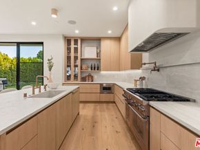 11746 La Maida Street, Valley Village CA 91607