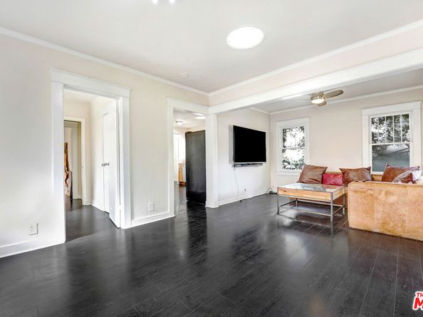 2627 S Cloverdale Avenue, Los Angeles CA 90016