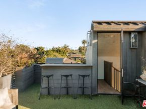 657 Milwood Avenue, Venice CA 90291