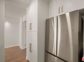 621 California Avenue 2, Santa Monica CA 90403