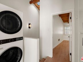 621 California Avenue 2, Santa Monica CA 90403