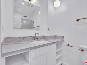 5317 Valley Ridge Avenue, Los Angeles CA 90043