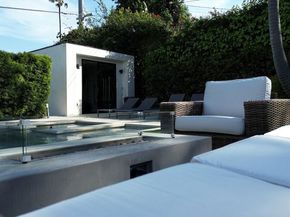 3840 Carmona Avenue, Los Angeles CA 90008