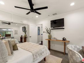 3840 Carmona Avenue, Los Angeles CA 90008