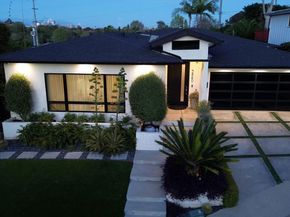 3840 Carmona Avenue, Los Angeles CA 90008