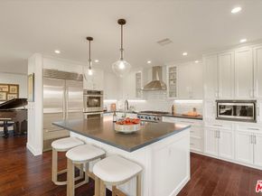 3840 Carmona Avenue, Los Angeles CA 90008