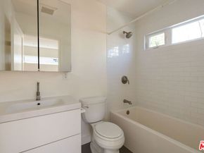 2822 Johnston Street, Los Angeles CA 90031