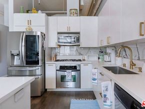 645 W 9th Street 740, Los Angeles CA 90015