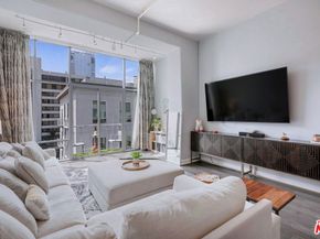 645 W 9th Street 740, Los Angeles CA 90015