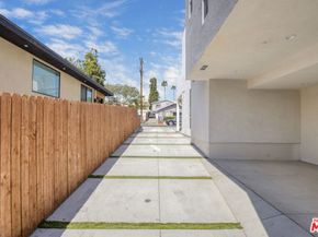4126 Clayton Avenue, Los Angeles CA 90027