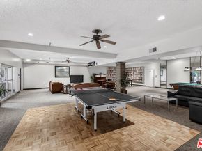 2700 Cahuenga Boulevard E. 4220, Los Angeles CA 90068