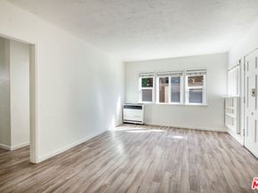 702 S Pacific Coast Highway, Redondo Beach CA 90277