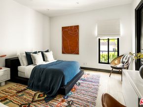 10932 Savona Road, Los Angeles CA 90077