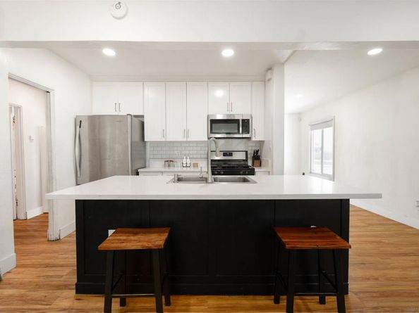 1015 4th Ave., Chula Vista CA 91911