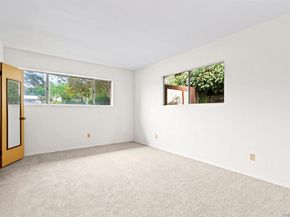 5877 Soledad Mountain Road, La Jolla CA 92037