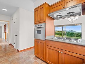 5877 Soledad Mountain Road, La Jolla CA 92037