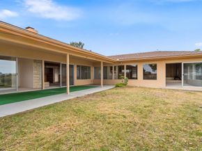 5877 Soledad Mountain Road, La Jolla CA 92037