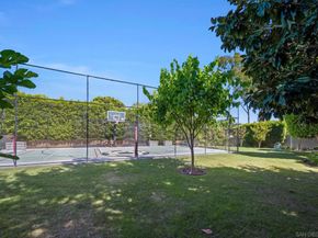 6388 La Jolla Scenic Dr S, La Jolla CA 92037