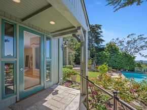 6388 La Jolla Scenic Dr S, La Jolla CA 92037