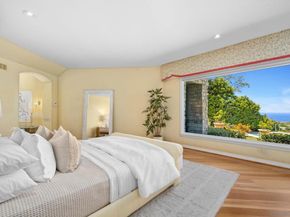 6388 La Jolla Scenic Dr S, La Jolla CA 92037