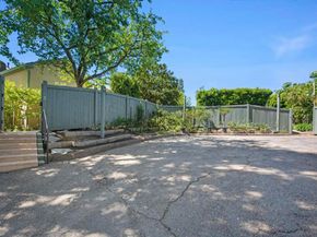 6388 La Jolla Scenic Dr S, La Jolla CA 92037