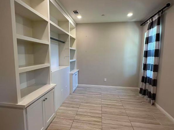 5992 Village Center Loop 4, San Diego CA 92130